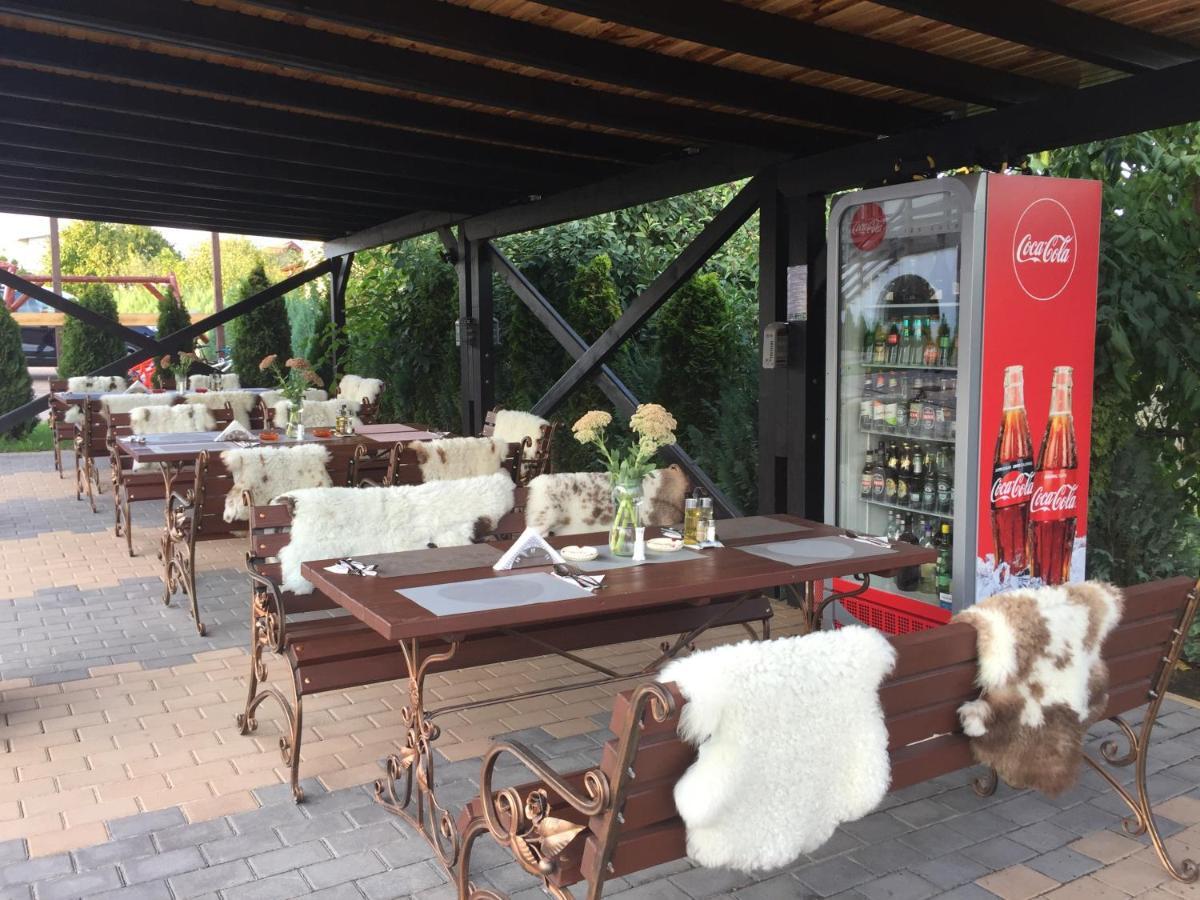 Tango Margo Hotel Valea Lupului  ภายนอก รูปภาพ